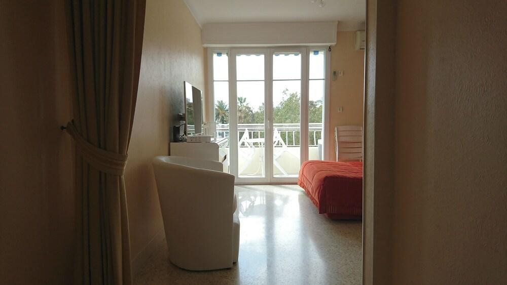 Studio 3 Etoiles Vue Mer 150M Plages Parking Clim Wifi Cannes Exteriér fotografie